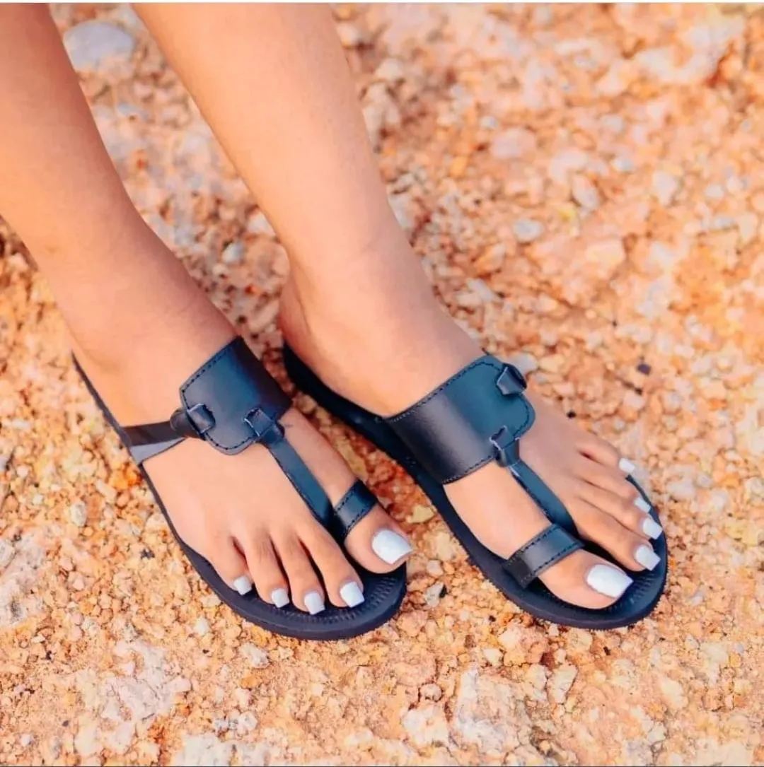 Female leather sandal