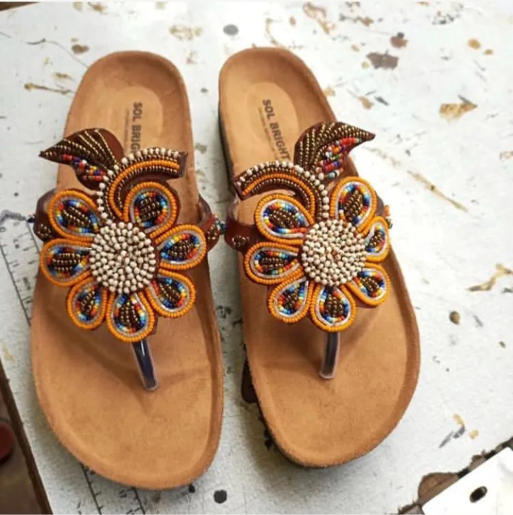 Women leather sandal