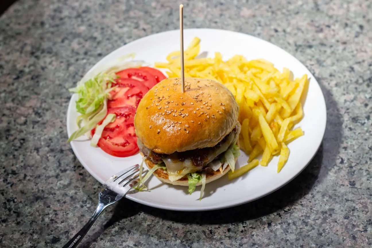 Cherry's Special - Sweet onion & Bacon Jam Burger