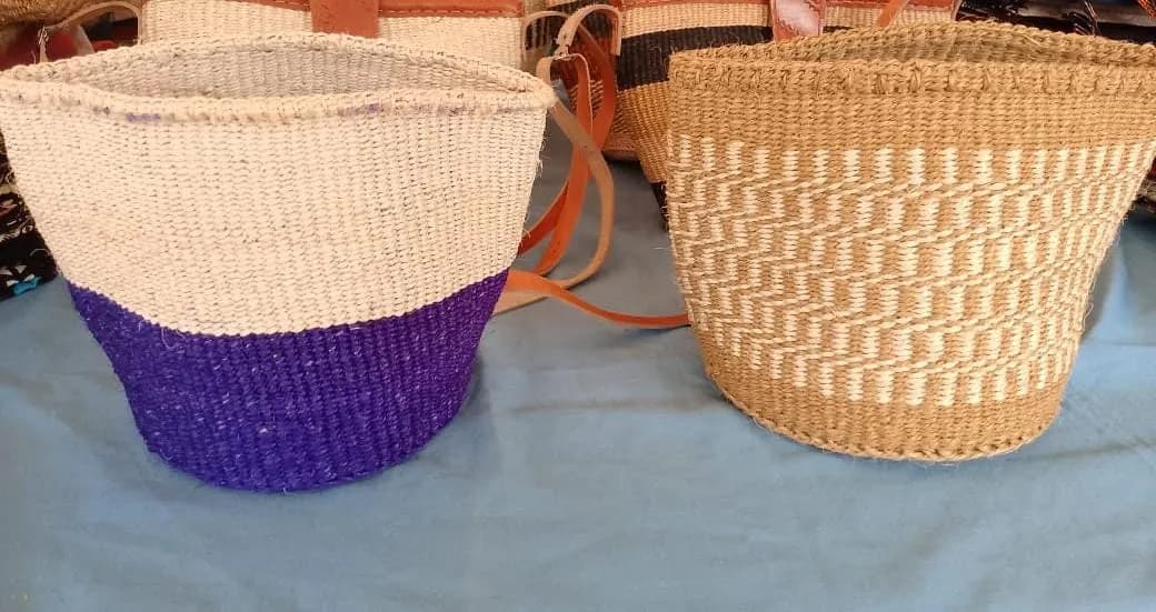Woven Sisal Platter (Purple Dip-Dye)