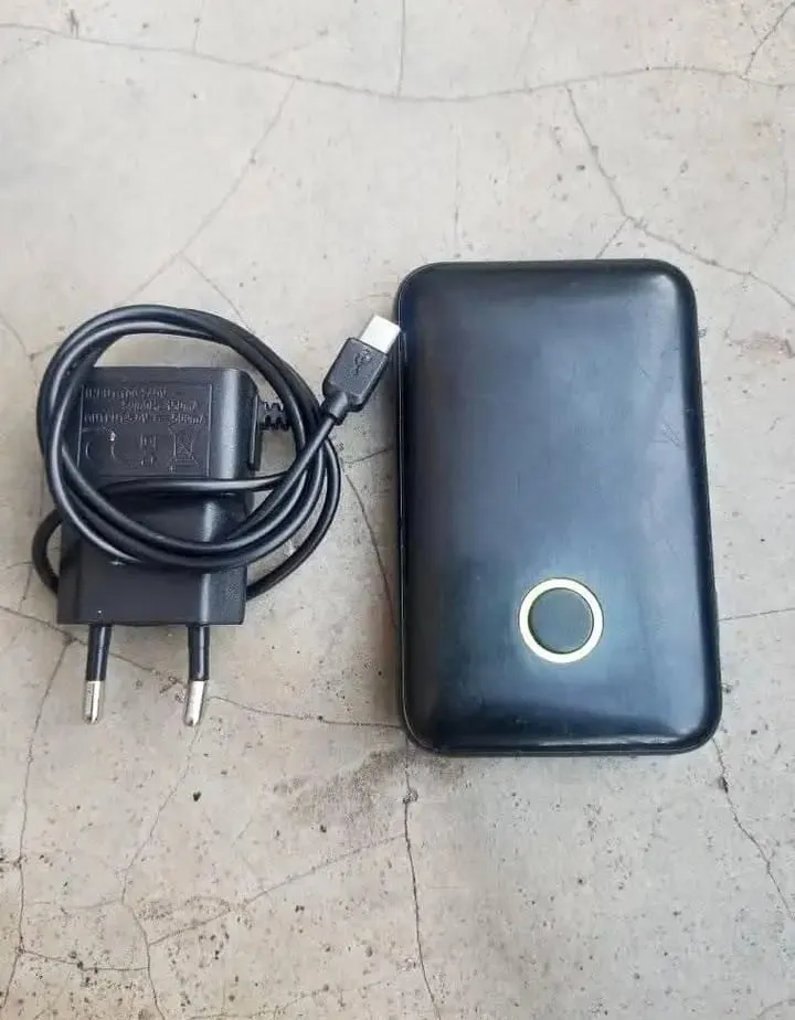 Mobile Wi-Fi Hotspot