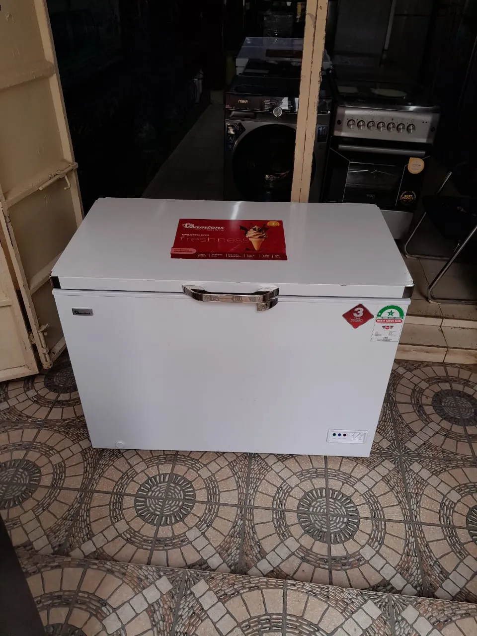 Ramtons 282 Liters Chest Freezer