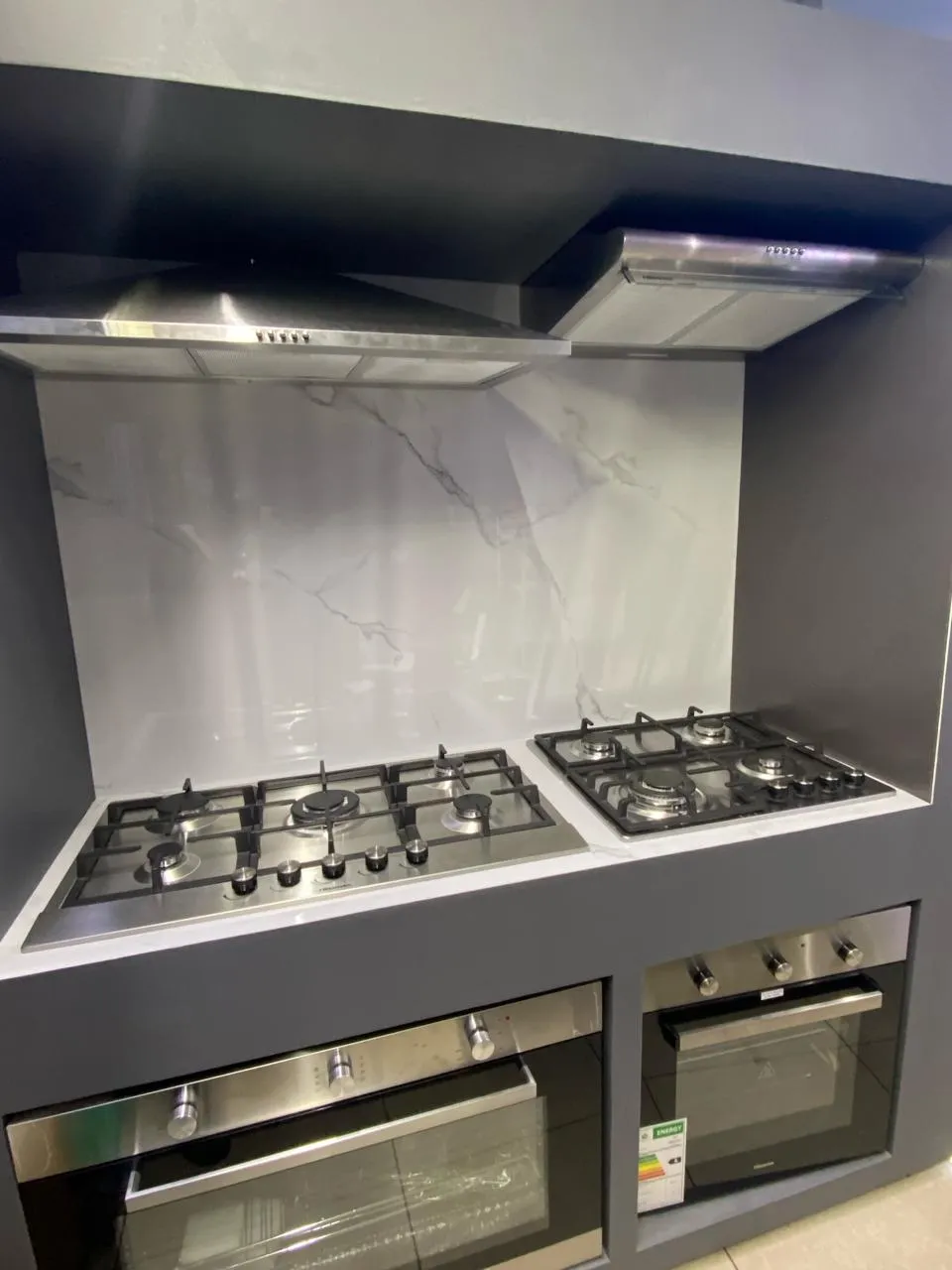 Hisense Built-In Cooking Set (Hob & Oven)