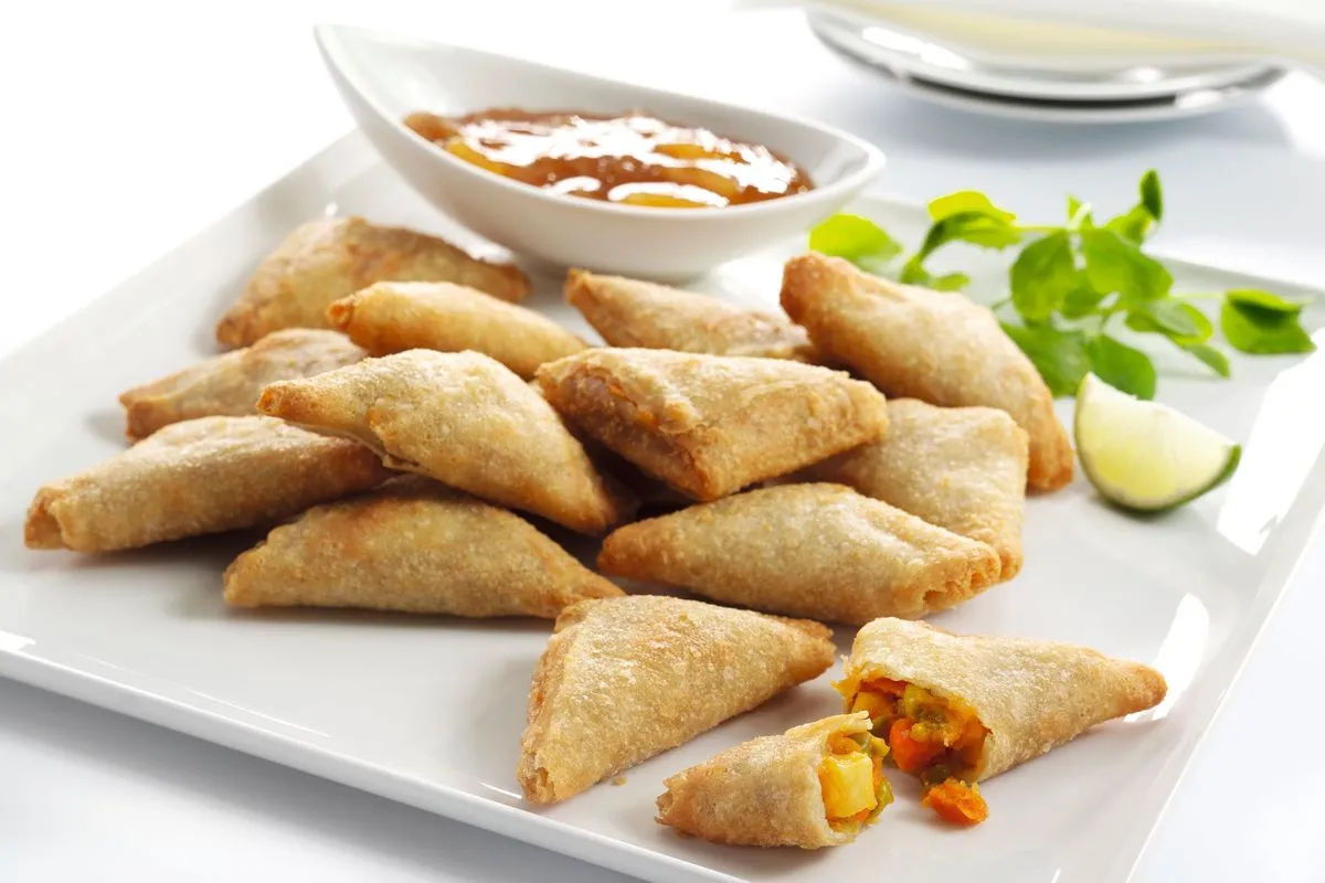 Pre-cooked Samosa