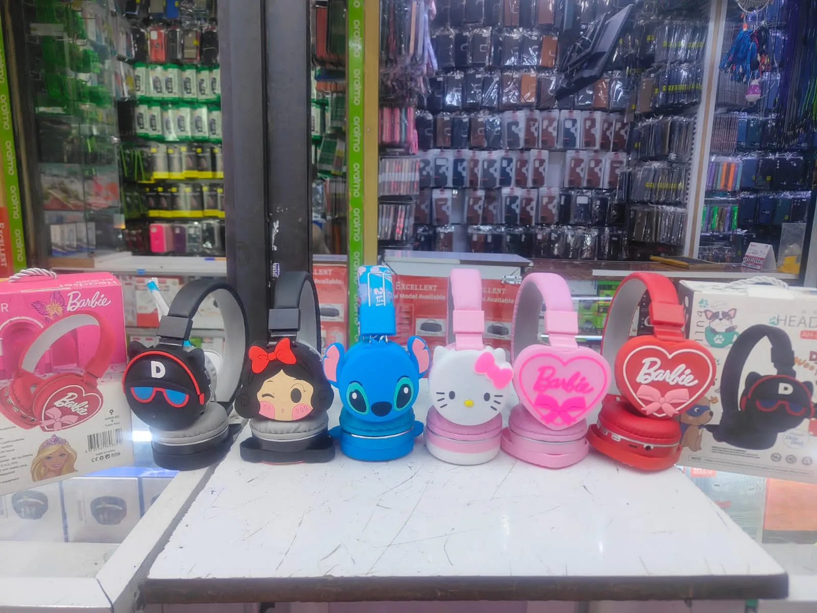 Kids' Character Wireless Headphones (Multi-Style)