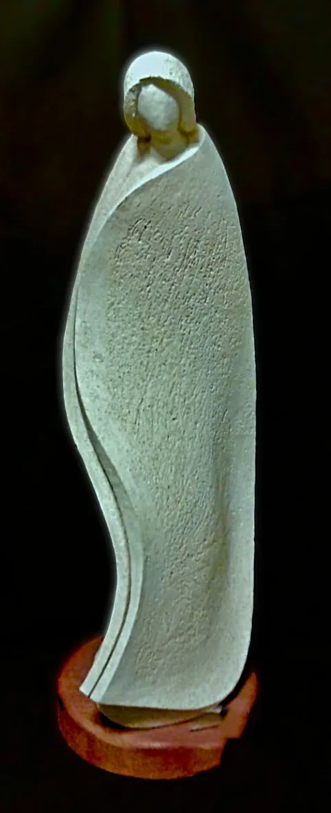 Abstract Serenity Figure Sculpture – Natural Stone