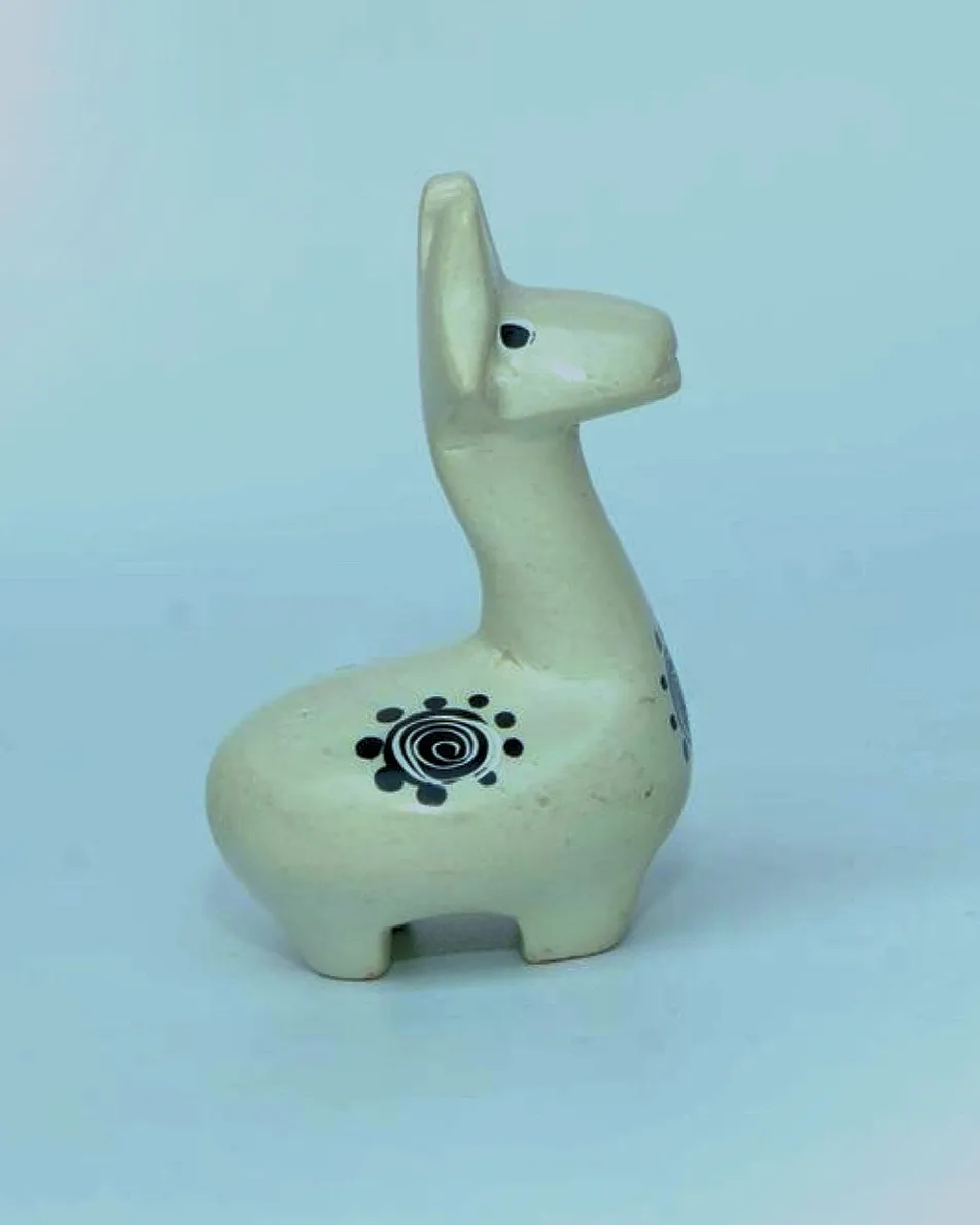 Mini Abstract Giraffe Sculpture – Handcrafted Décor